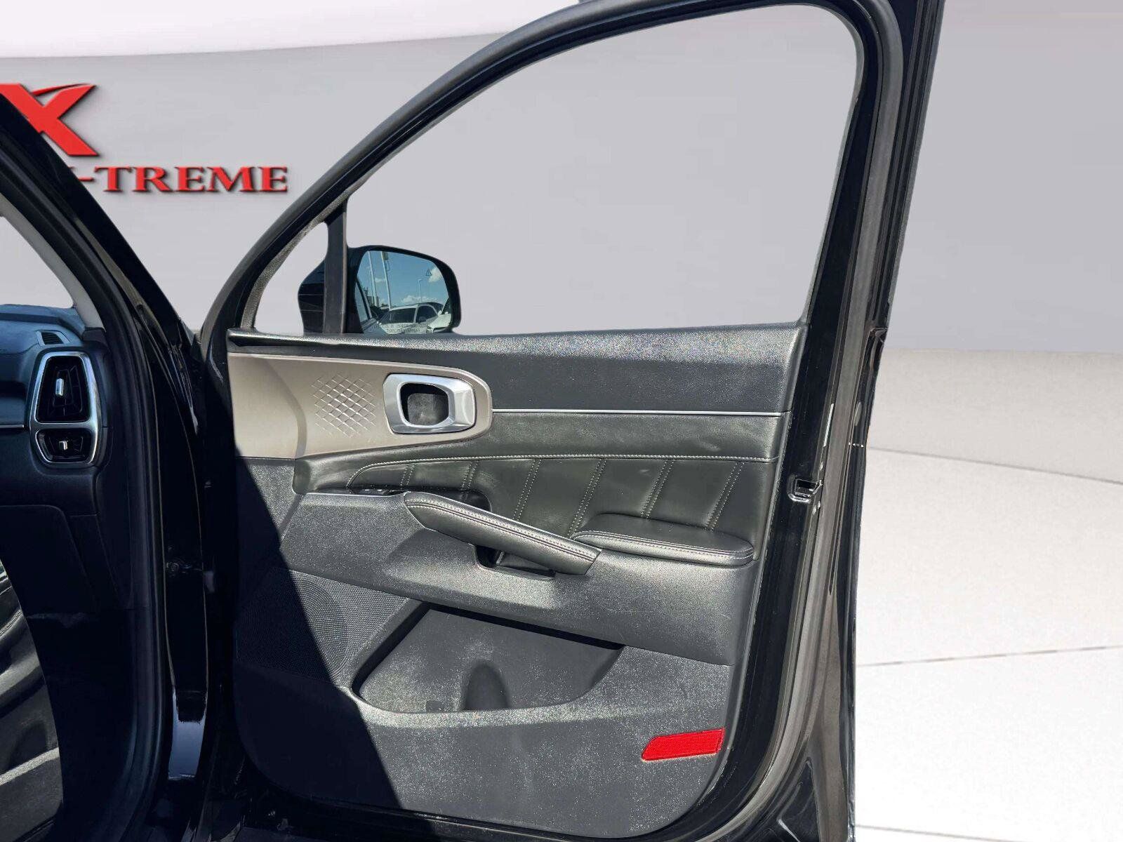 Used 2023 Kia Sorento SX FWD image 38