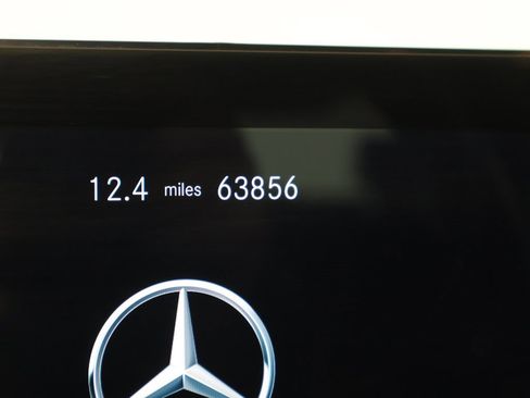 Used 2022 Mercedes-Benz CLA 250 4MATIC w/ Premium Package Lite image 37