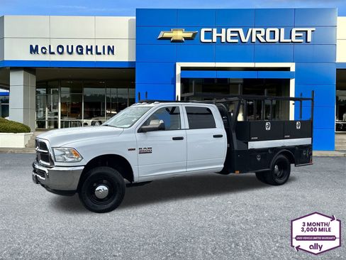Used 2018 RAM 3500 Tradesman w/ Chrome Appearance Group AWD/4WD image 1