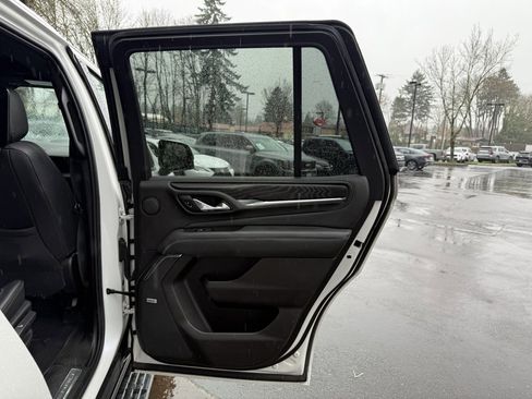 Used 2021 GMC Yukon Denali image 28