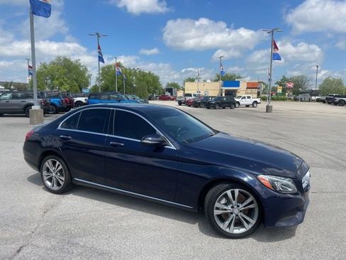 Used 2017 Mercedes-Benz C 300 4MATIC Sedan image 2