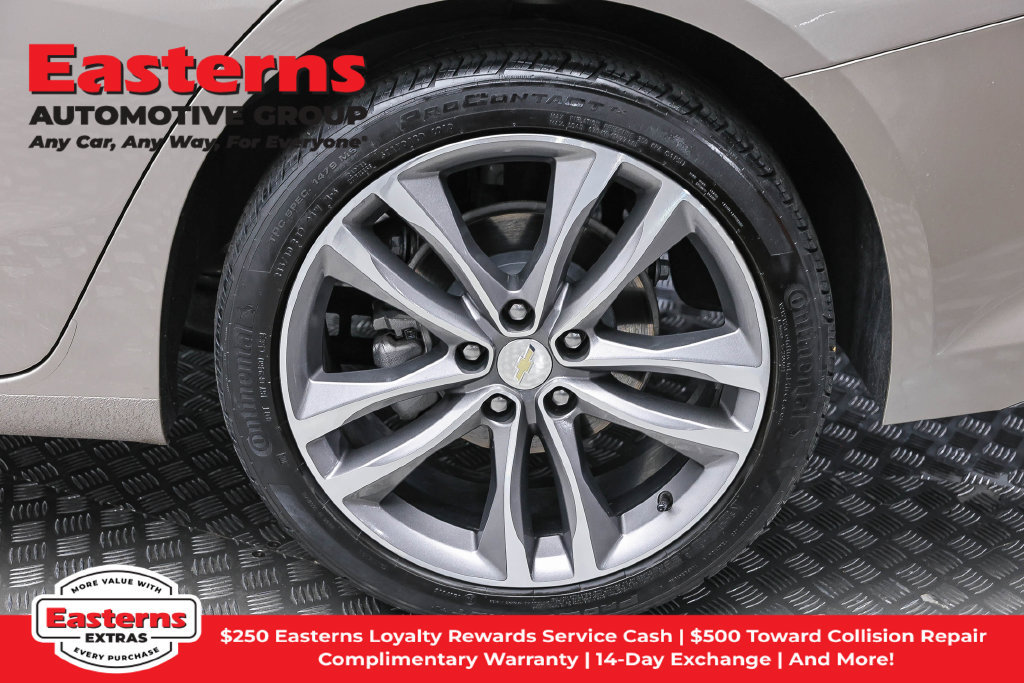 Used 2024 Chevrolet Malibu LT FWD image 9