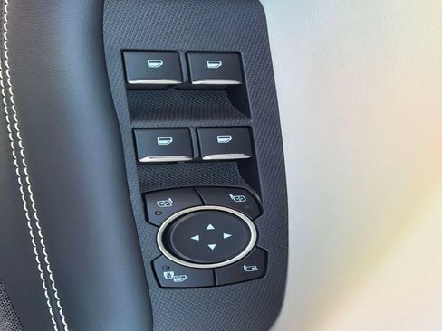 Used 2025 Ford Mustang Mach-E Premium AWD/4WD image 19