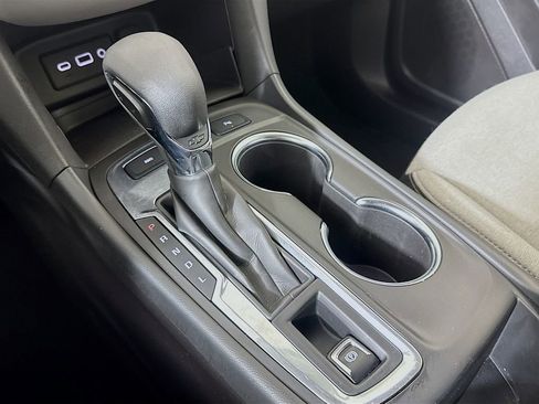 Used 2024 Chevrolet Equinox LT image 15