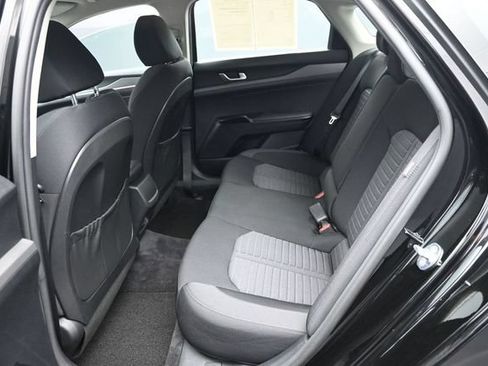 Used 2025 Kia K5 LXS FWD image 8