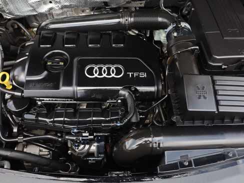 Used 2015 Audi Q3 2.0T Prestige w/ Prestige Package AWD/4WD image 11