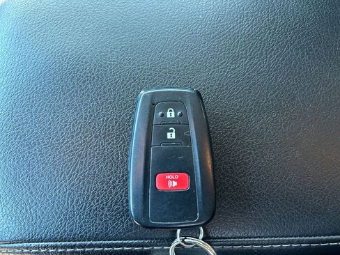 Used 2024 Toyota 4Runner SR5 Premium w/ Moonroof Package AWD/4WD image 33