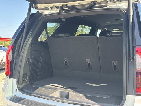 Used 2025 GMC Yukon Denali AWD/4WD image 28