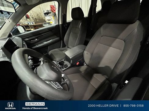 Used 2025 Honda CR-V EX image 26