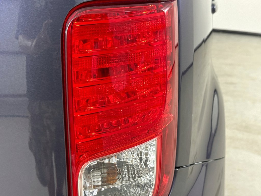 Used 2012 Scion xB FWD image 27