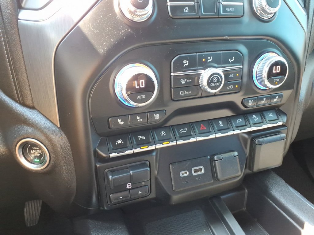 Used 2021 GMC Sierra 1500 Denali w/ Denali Ultimate Package AWD/4WD image 25
