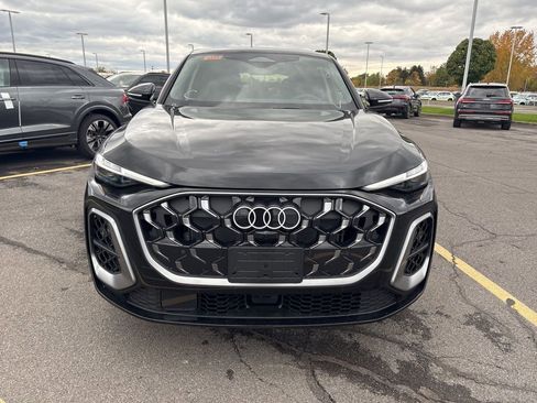New 2025 Audi Q5 Premium Plus image 2