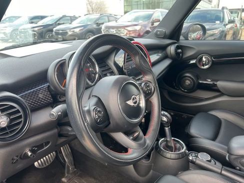 Used 2016 MINI Cooper S image 10