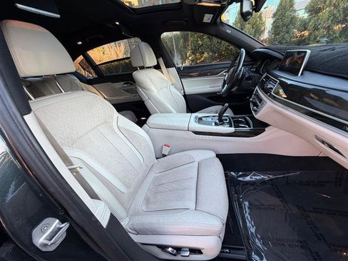 Used 2016 BMW 740i 740i image 38
