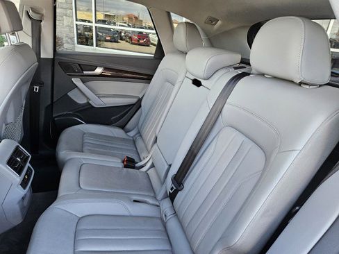 Used 2019 Audi Q5 2.0T Premium image 23