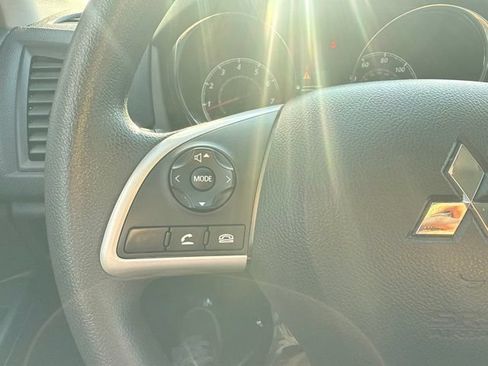 Used 2024 Mitsubishi Outlander Sport AWD image 22