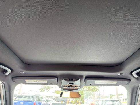 Certified 2025 MINI Cooper Countryman S w/ Comfort Package Max image 18