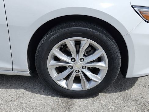 Used 2020 Chevrolet Malibu LT FWD image 9