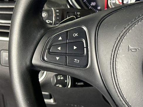 Used 2017 Mercedes-Benz GLS 550 4MATIC image 25