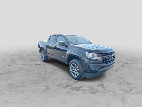 Used 2021 Chevrolet Colorado W/T w/ Custom Special Edition image 2
