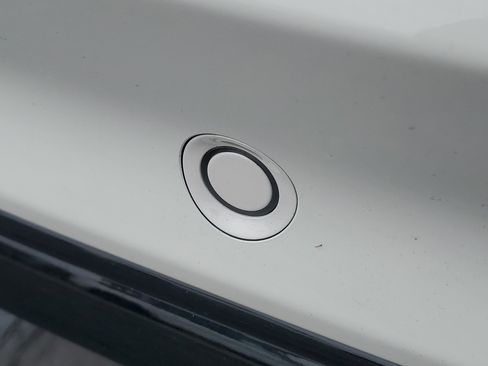 New 2026 Lincoln Corsair Premiere image 6