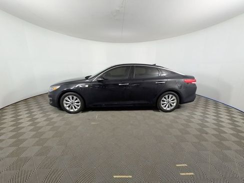Used 2016 Kia Optima EX w/ Option Group 040 image 17