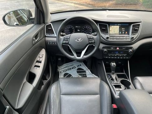 Used 2016 Hyundai Tucson Limited w/ Option Group 03 AWD/4WD image 29