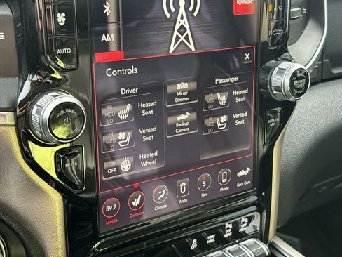 Used 2019 RAM 1500 Laramie image 14