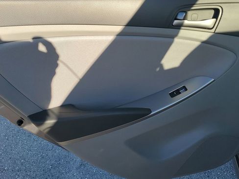 Used 2016 Hyundai Accent SE w/ Option Group 02 image 38