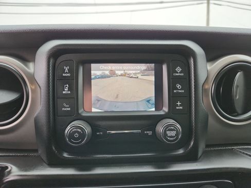 Used 2020 Jeep Gladiator Sport w/ Quick Order Package 24S image 22