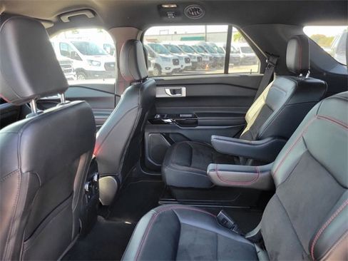 Certified 2023 Ford Explorer ST-Line w/ Class IV Trailer Tow Package image 8