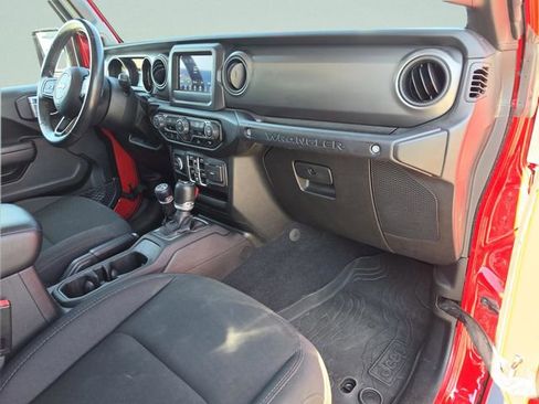 Certified 2022 Jeep Wrangler Unlimited Sport AWD/4WD image 14