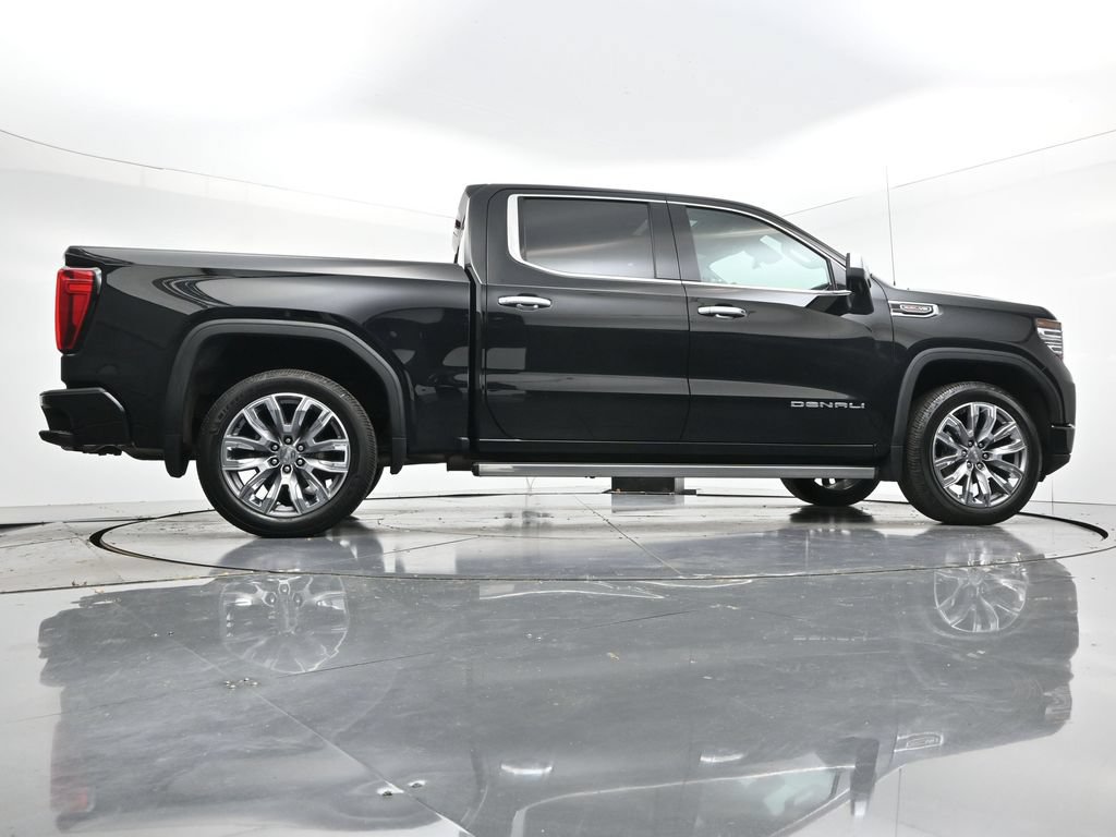 Used 2024 GMC Sierra 1500 Denali AWD/4WD image 33
