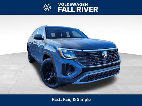 New 2026 Volkswagen Atlas Cross Sport SE image 1