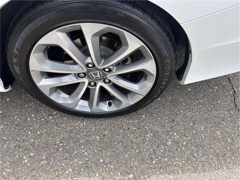 Used 2014 Honda Accord Sport image 12