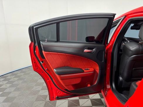 Used 2022 Dodge Charger Scat Pack RWD image 37