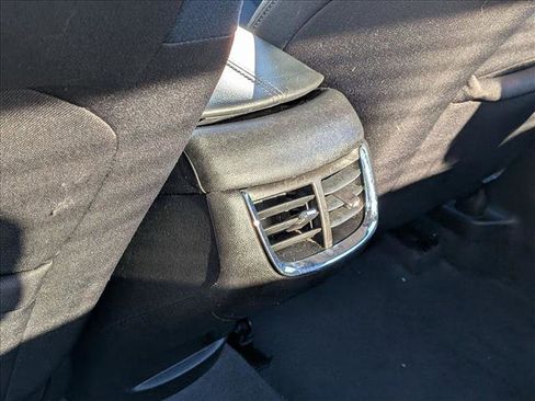 Used 2019 Chevrolet Malibu LT image 17