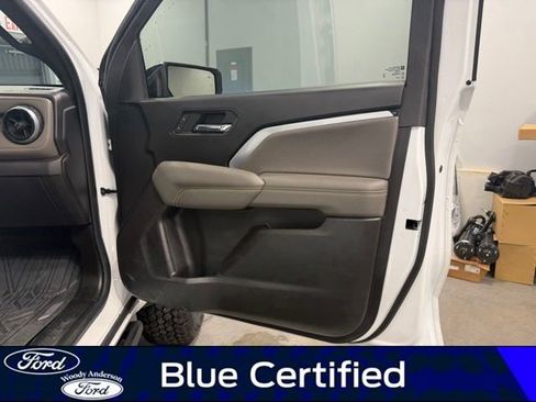 Used 2023 Chevrolet Colorado ZR2 w/ ZR2 Convenience Package III image 30