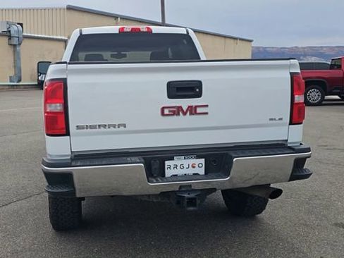 Used 2017 GMC Sierra 2500 SLE image 7