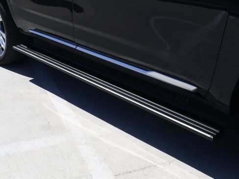 Used 2021 Cadillac Escalade Premium Luxury w/ Driver Assist Tech Package image 14