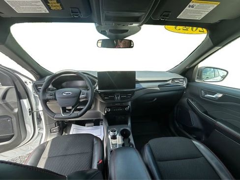 Used 2023 Ford Escape ST-Line w/ Tech Pack #1 AWD/4WD image 22