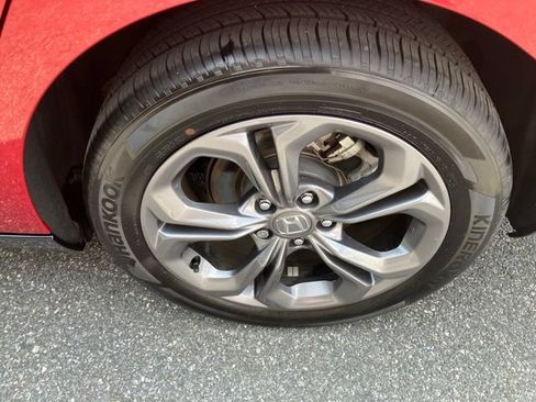 Certified 2025 Honda Accord EX-L image 16