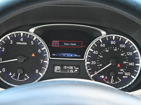 Used 2015 INFINITI QX60 FWD w/ Deluxe Touring Package image 12