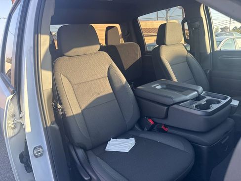 Used 2025 Chevrolet Silverado 2500 LT w/ Convenience Package AWD/4WD image 6