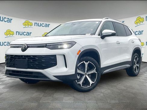 New 2026 Volkswagen Tiguan SE AWD/4WD image 4
