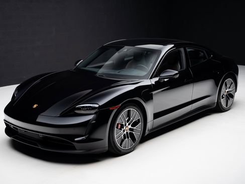 Used 2022 Porsche Taycan 4S image 5