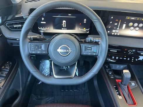 New 2026 Nissan Kicks SR w/ SR Premium Package AWD/4WD image 14