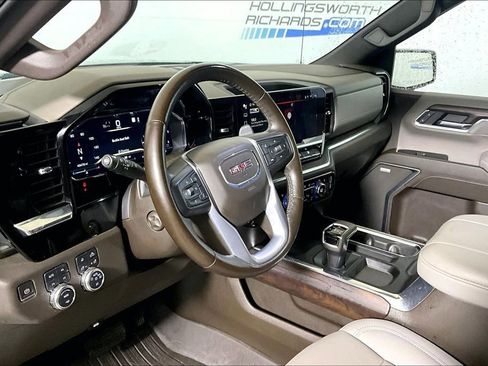 Used 2023 GMC Sierra 1500 SLT image 10