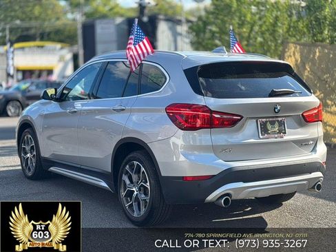 Used 2021 BMW X1 xDrive28i w/ Convenience Package AWD/4WD image 4