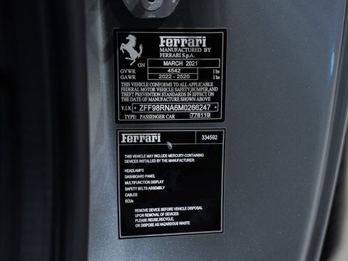 Used 2021 Ferrari Roma RWD image 28